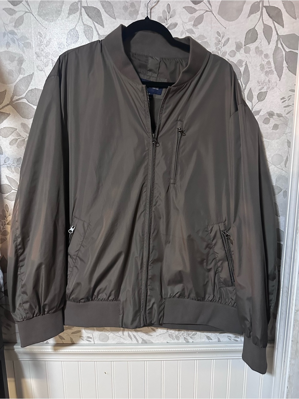 Daniel Cremieux Men's Bomber Jacket in Olive